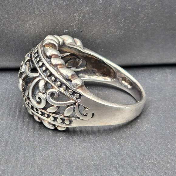 VTG Sterling Silver Floral Dome Ring Size 7.5 Ornate Scrollwork Ribbed Edge 6g - Picture 2 of 8